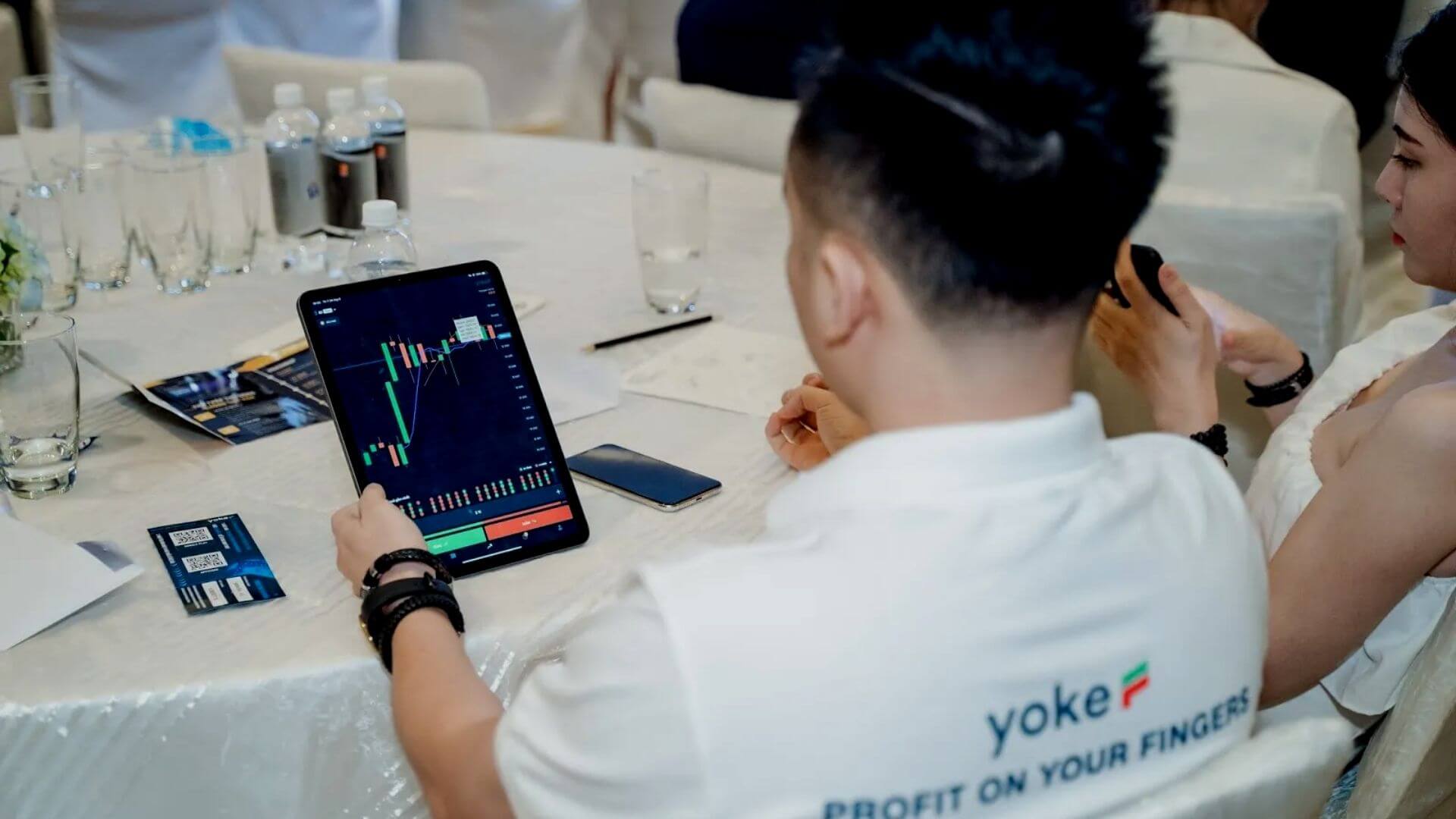 Yokef-Event-Binoption
